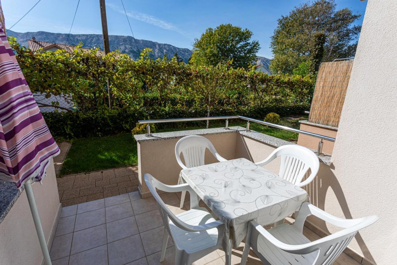Apartments Crnekovic V Baška Dış mekan fotoğraf