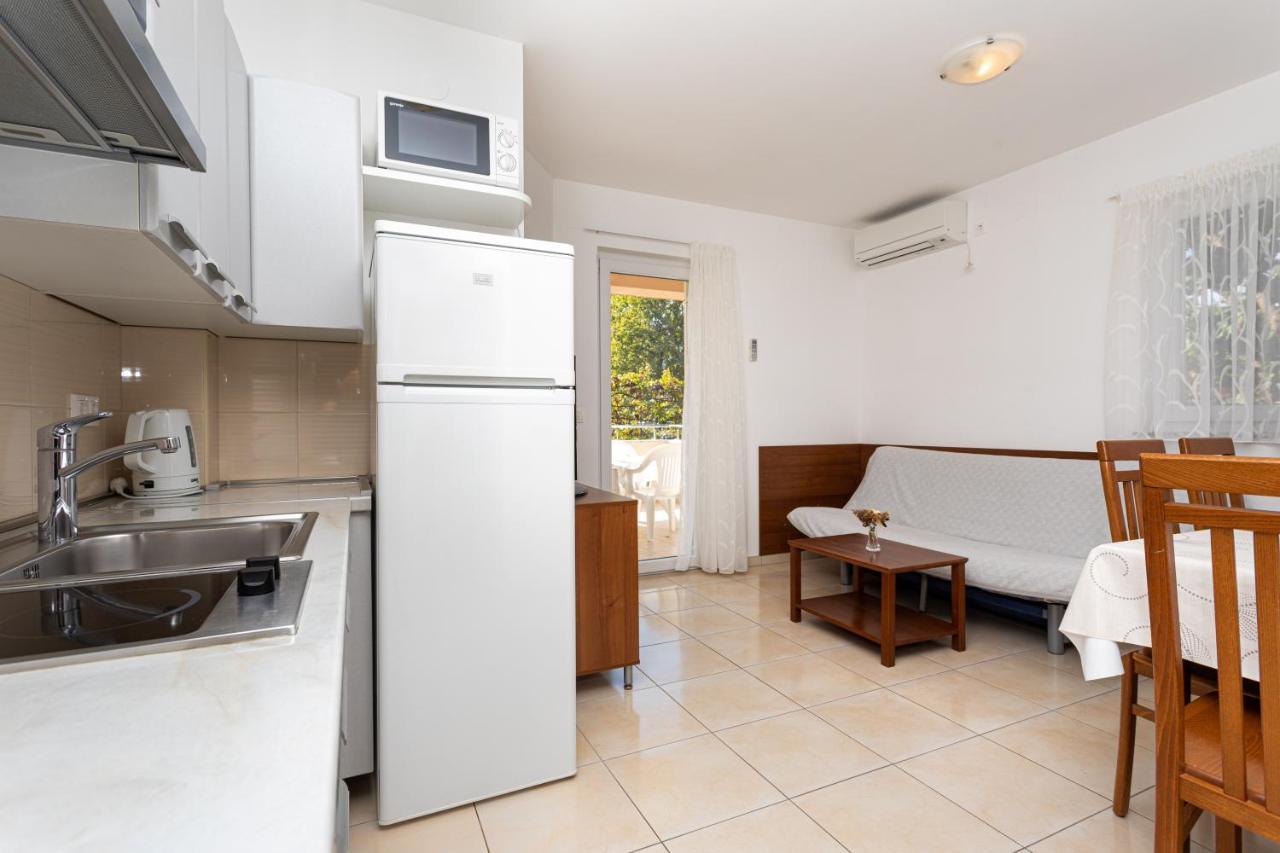 Apartments Crnekovic V Baška Dış mekan fotoğraf