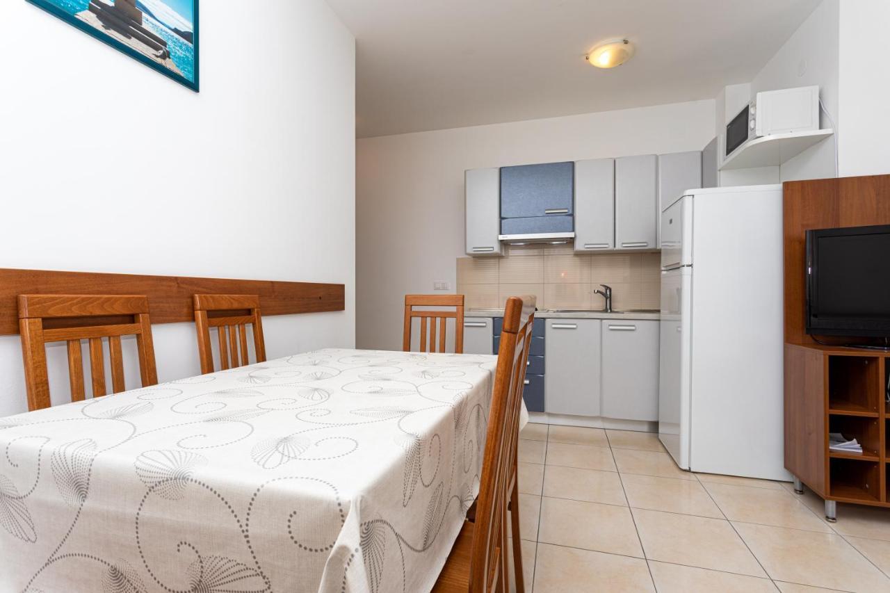 Apartments Crnekovic V Baška Dış mekan fotoğraf