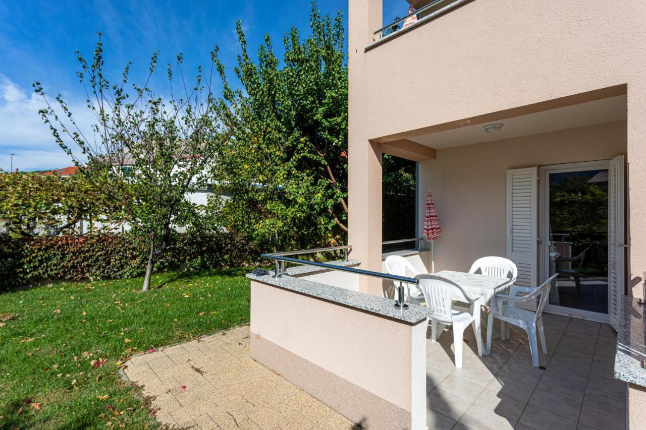 Apartments Crnekovic V Baška Dış mekan fotoğraf