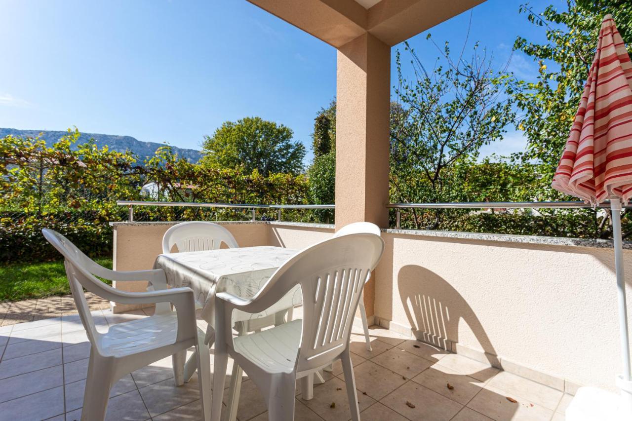Apartments Crnekovic V Baška Dış mekan fotoğraf