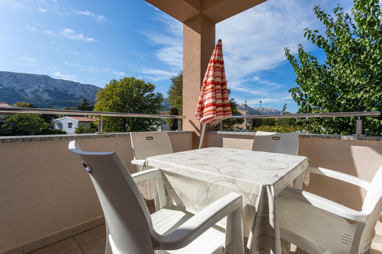Apartments Crnekovic V Baška Dış mekan fotoğraf