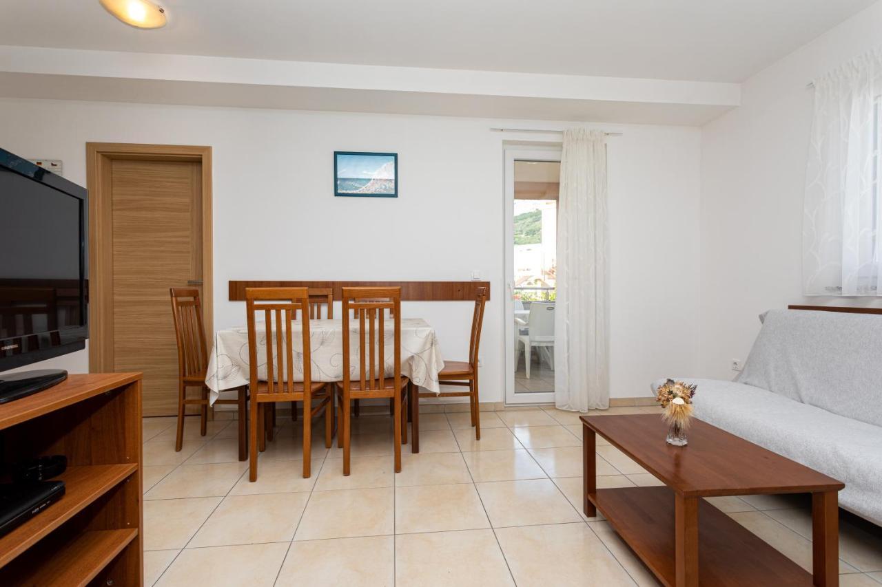 Apartments Crnekovic V Baška Dış mekan fotoğraf
