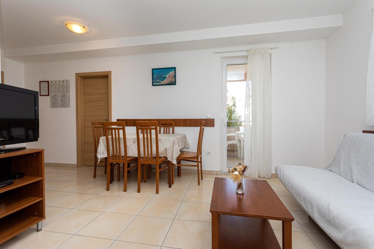 Apartments Crnekovic V Baška Dış mekan fotoğraf