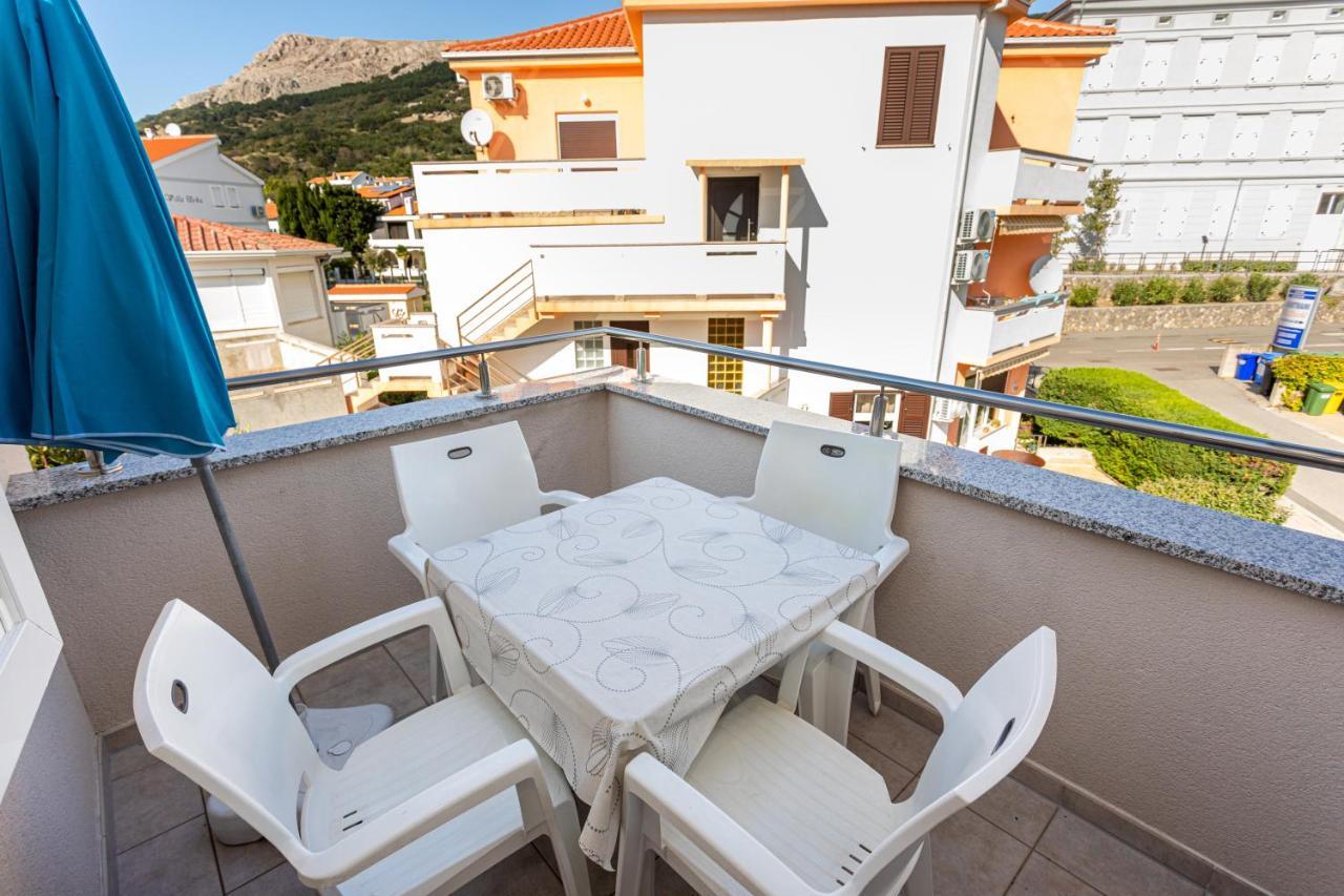 Apartments Crnekovic V Baška Dış mekan fotoğraf
